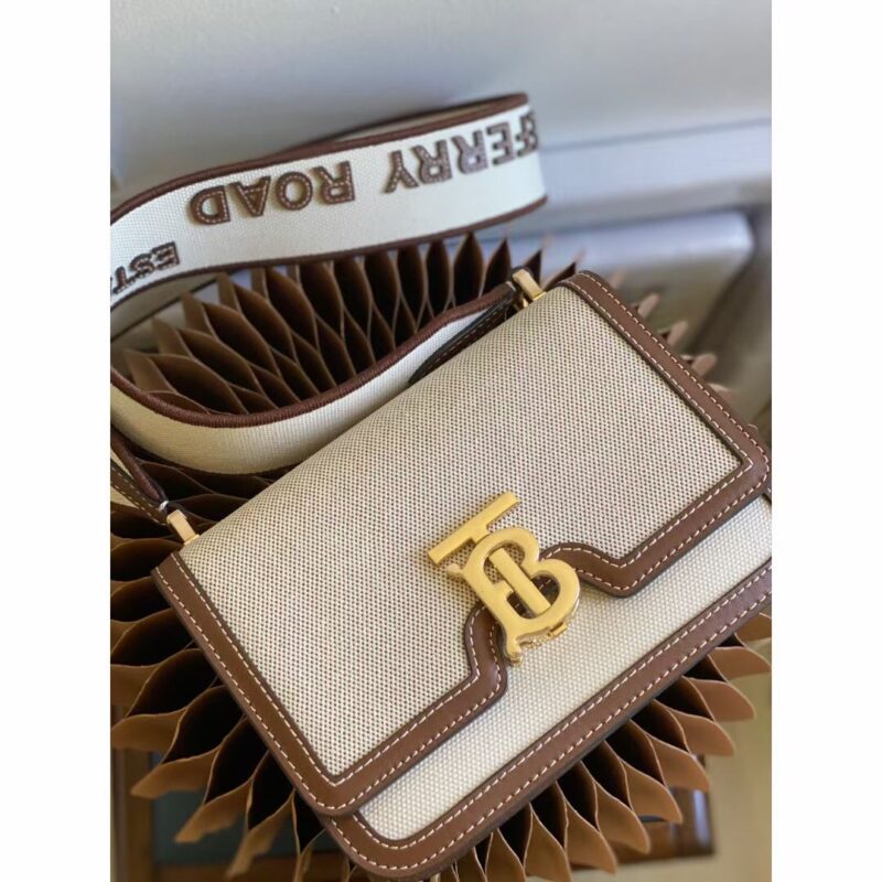 Burberry Small Quilted TB Bag-21*6*16CM - Image 2