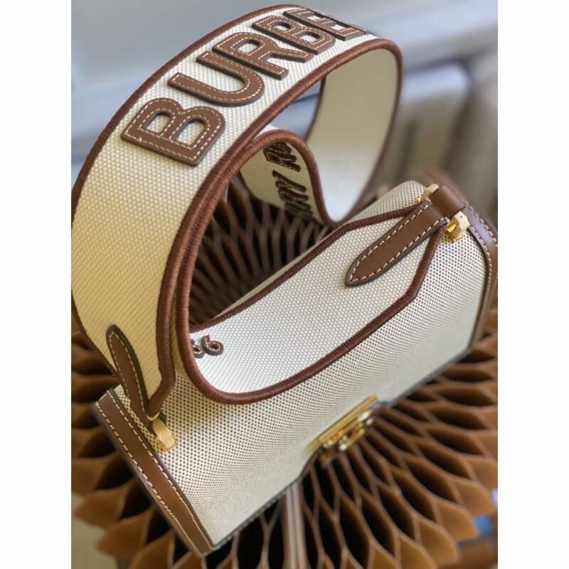 Burberry Small Quilted TB Bag-21*6*16CM - Image 4