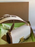 Burberry Small Quilted TB Bag-21*6*16CM - Image 6