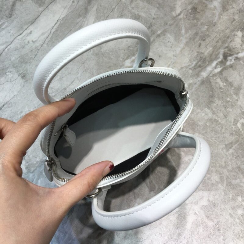 Balenciaga Shell Bag-18*14*8CM - Image 2