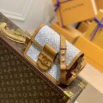 Louis Vuitton Mini Dauphine Bag-20*15*9CM
