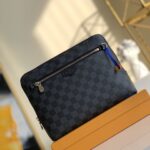 Louis Vuitton New Pouch-21*27*5CM