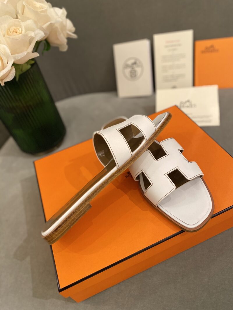 Hermes Slippers In Smooth Leather - Image 8