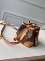 Louis Vuitton Mini Bucket-12*12*12CM - Image 3