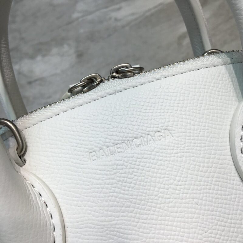 Balenciaga Shell Bag-18*14*8CM - Image 5