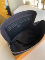 Louis Vuitton New Pouch-21*27*5CM - Image 7