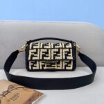 FendI Medium Baguette Bag-26x15x4CM