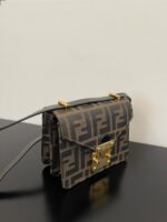 Fendi Vintage Handbags-14.5x12x7CM - Image 9