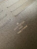Louis Vuitton New Pouch-21*27*5CM - Image 9