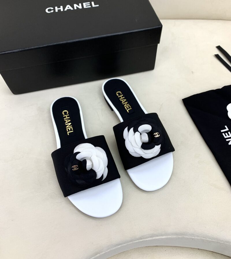 CHANLE Heels - Image 6