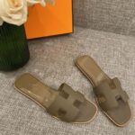 Hermes Slippers In Caviar Leather