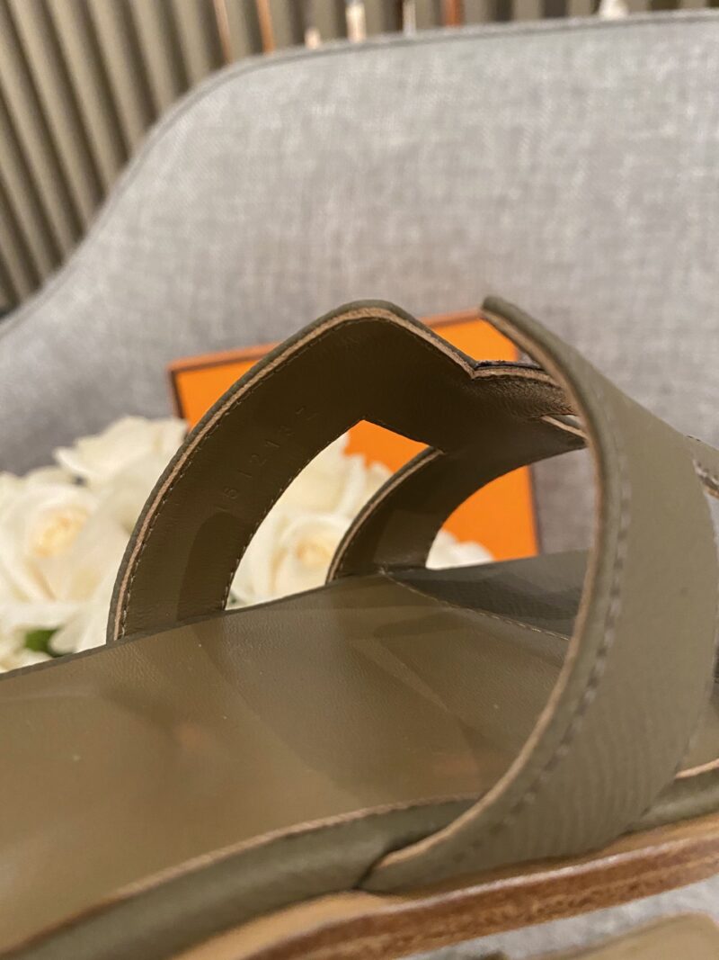 Hermes Slippers In Caviar Leather - Image 7