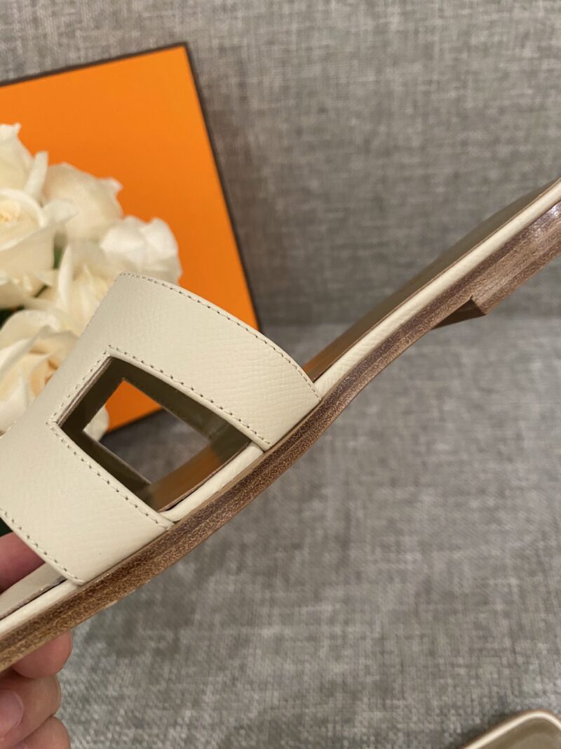 Hermes Slippers In Caviar Leather - Image 7