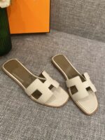 Hermes Slippers In Caviar Leather