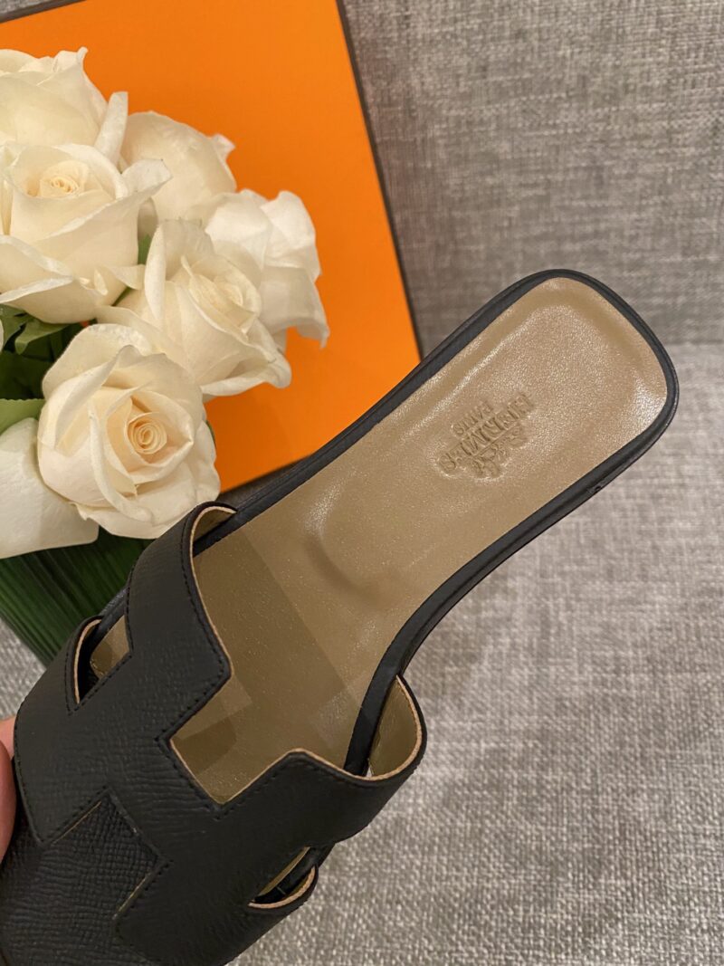 Hermes Slippers In Caviar Leather - Image 6