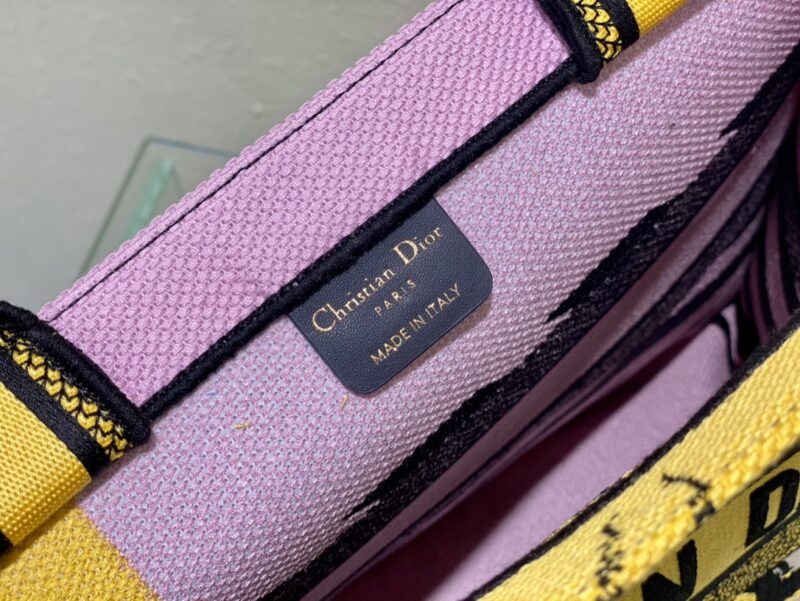 Diro Small Book Tote-36.5CM - Image 3