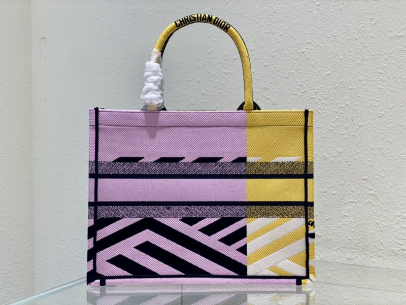 Diro Small Book Tote-36.5CM - Image 4