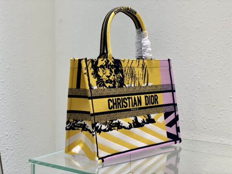 Diro Small Book Tote-36.5CM - Image 8