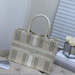 Diro Small Book Tote-36.5CM