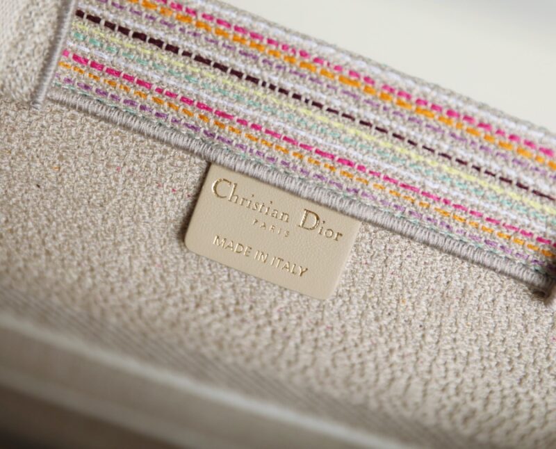 Diro Small Book Tote-36.5CM - Image 6