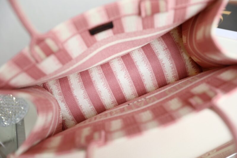 Diro Small Book Tote-36.5CM - Image 6