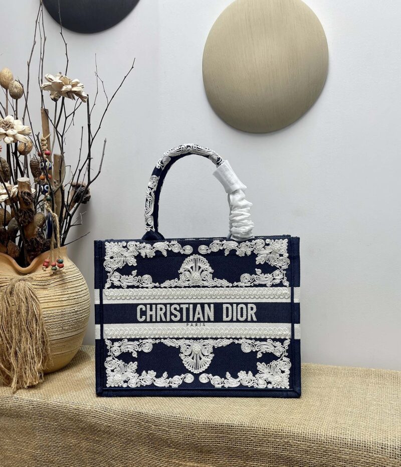 Diro Small Book Tote-36.5CM - Image 3