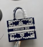 Diro Small Book Tote-36.5CM - Image 5