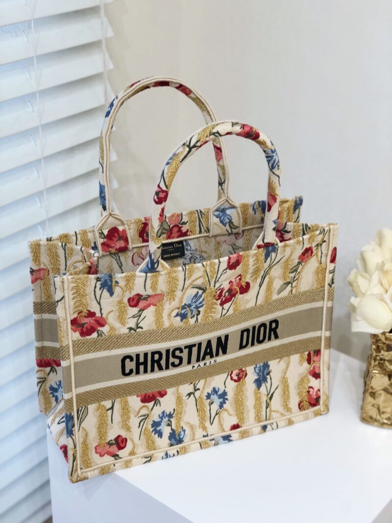 Diro Small Book Tote-36.5CM - Image 8