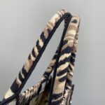 Diro Small Book Tote-36.5CM - Image 5