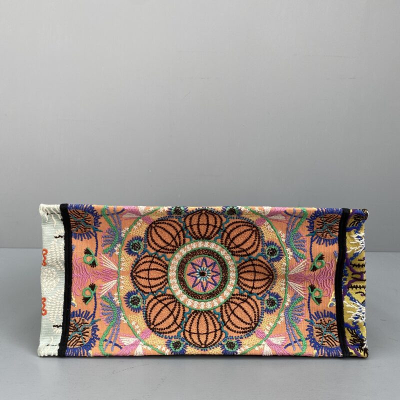 Diro Small Book Tote-36.5CM - Image 7