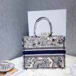 Diro Small Book Tote-36.5CM - Image 2