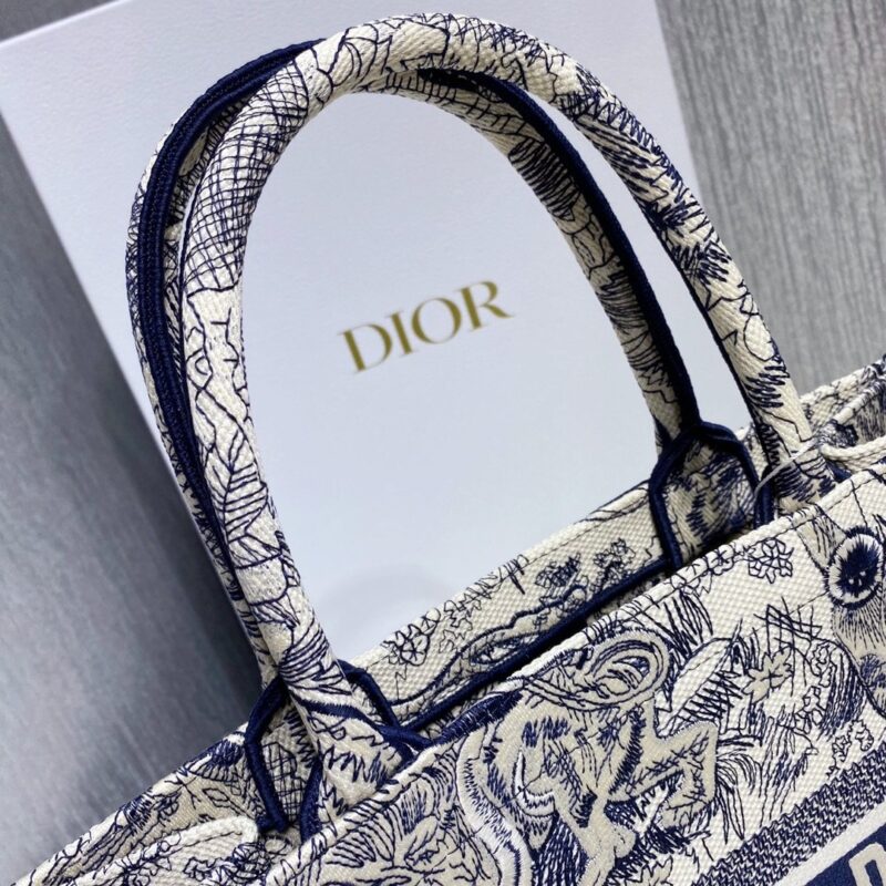 Diro Small Book Tote-36.5CM - Image 5