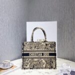 Diro Small Book Tote-36.5CM