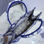 Diro Small Book Tote-36.5CM - Image 8