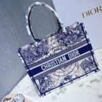 Diro Small Book Tote-36.5CM - Image 9