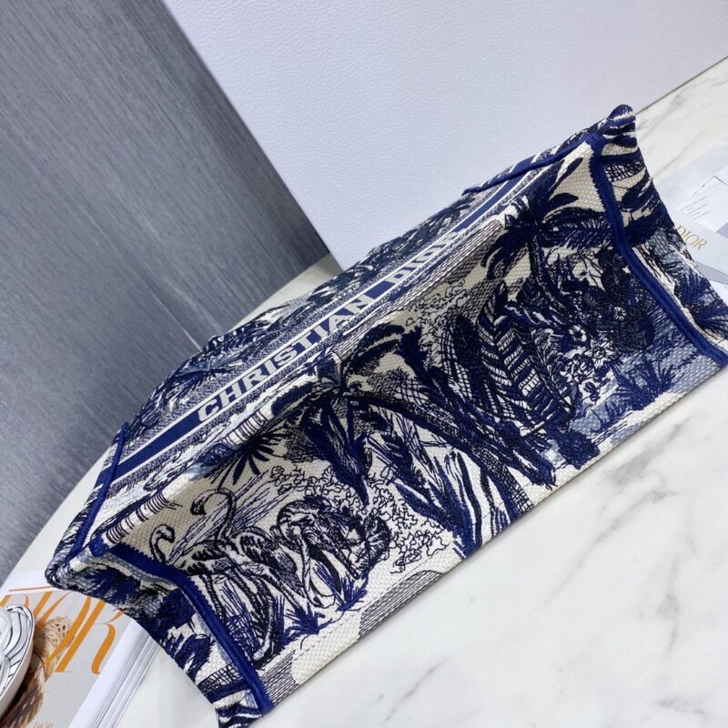 Diro Small Book Tote-36.5CM - Image 4