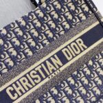 Diro Small Book Tote-36.5CM - Image 9