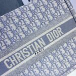 Diro Small Book Tote-36.5CM - Image 9