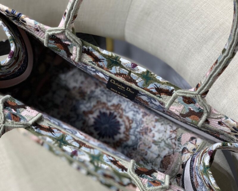 Diro Small Book Tote-36.5CM - Image 2