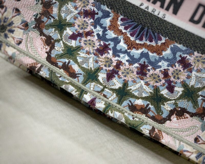 Diro Small Book Tote-36.5CM - Image 6