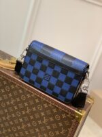 Louis Vuitton Studio Messenger Bag-23.5* 14*5 CM - Image 3