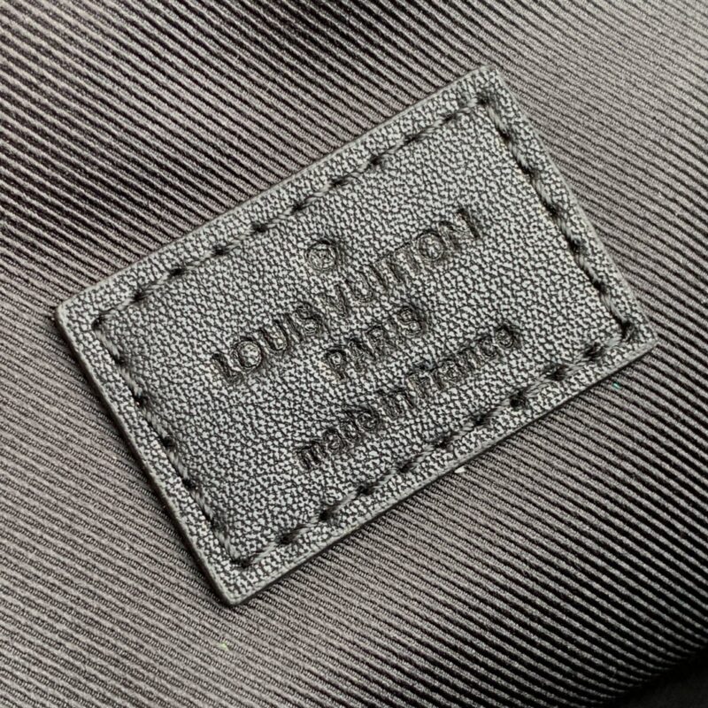 Louis Vuitton Studio Messenger Bag-23.5* 14*5 CM - Image 8