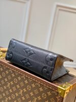 Louis Vuitton Onthego Handbag-25*19*11CM - Image 4