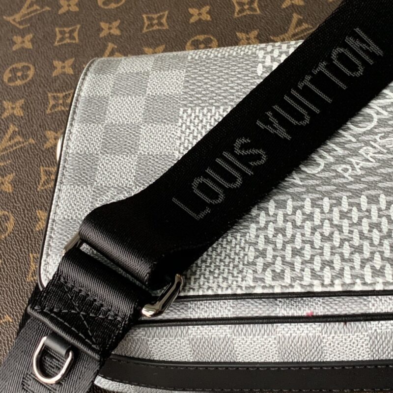 Louis Vuitton Studio Messenger Bag-23.5* 14*5 CM - Image 2
