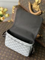 Louis Vuitton Studio Messenger Bag-23.5* 14*5 CM - Image 7