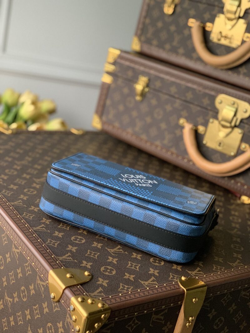 Louis Vuitton Studio Messenger Bag-23.5* 14*5 CM - Image 3