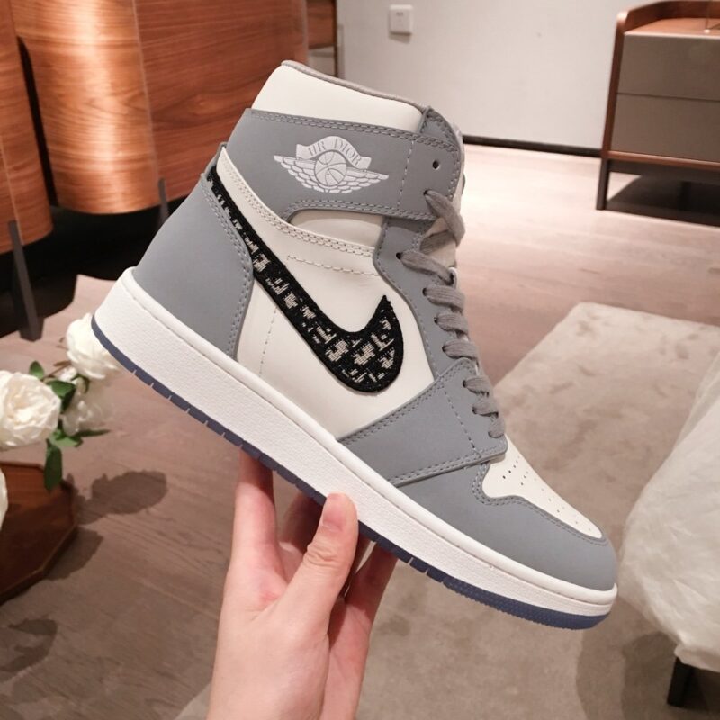 AIR JORDAN 1 DIO* HIGH OG CN8607-002 (NEWEST VERSION) - Image 4