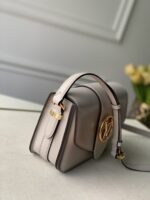 Louis Vuitton Pont 9 Handbags-23*15*8CM - Image 6