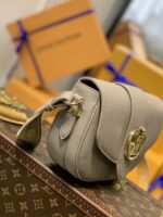 Louis Vuitton Pont 9 Soft Handbags-M58967-25*17.5*8CM - Image 4