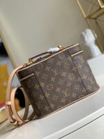 Louis Vuitton Cosmetic/Vanity Bag - Image 6